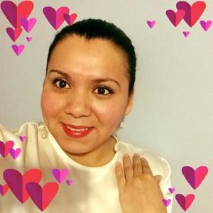 Meet your Posher, Yanina